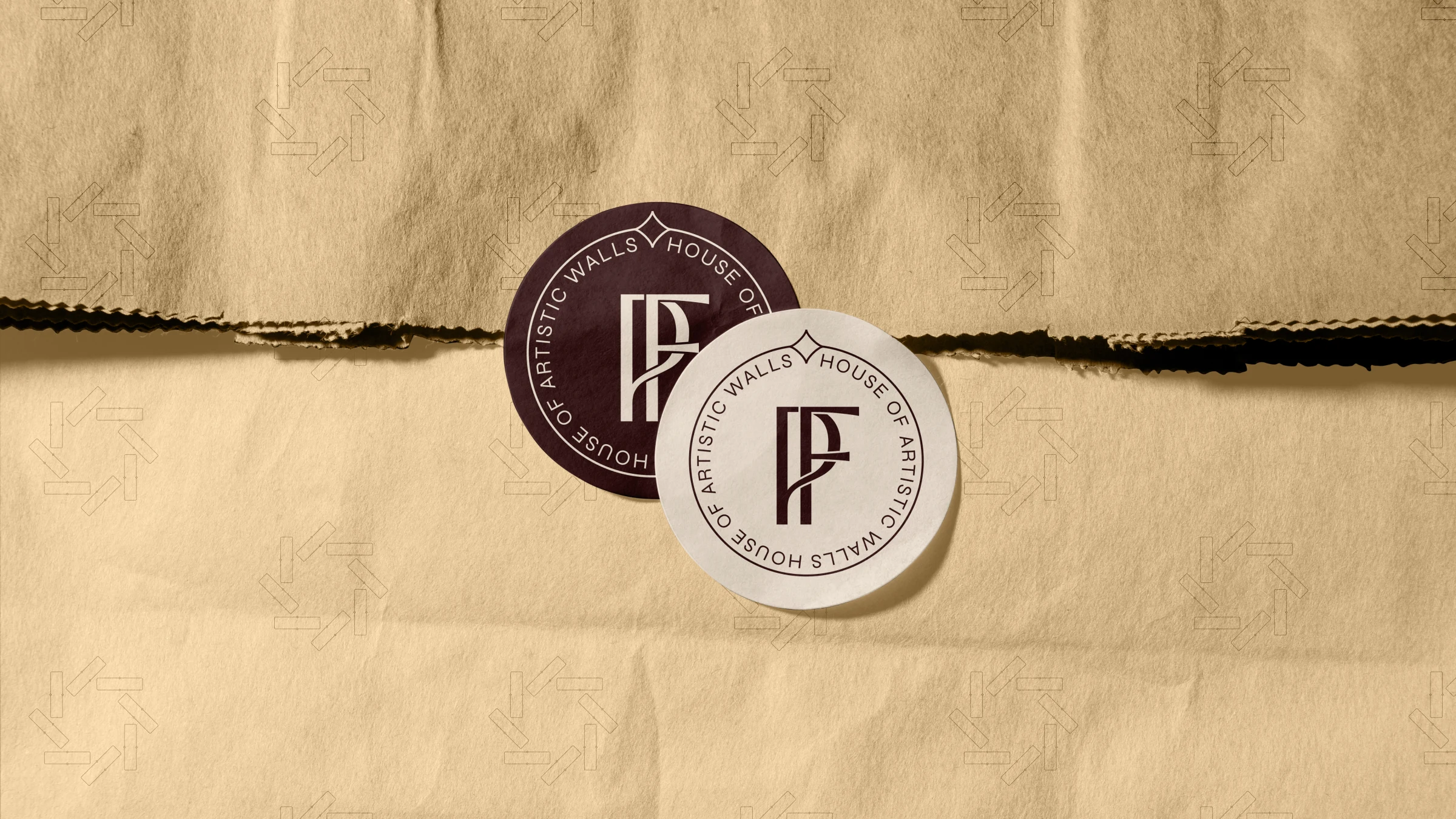 Portafoto branded wrap and seals